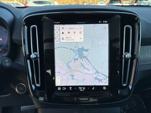 Certified 2023 Volvo XC40 B5 Plus w/ Driver Assist Package image 15