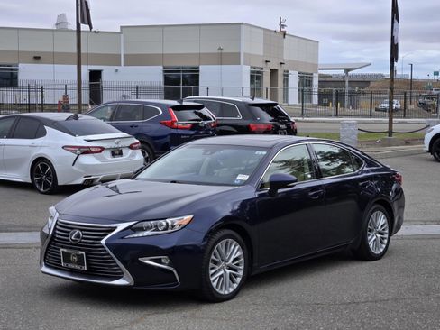 Used 2016 Lexus ES 350 image 8