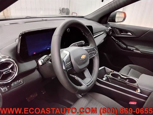 Used 2025 Chevrolet Equinox LT image 11