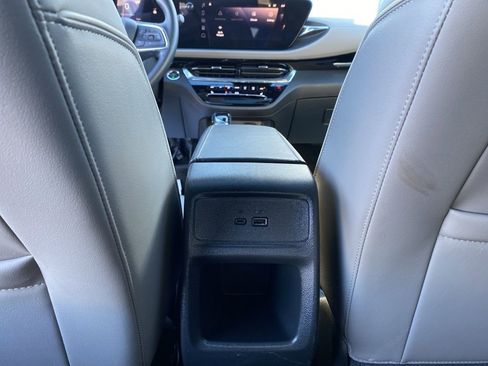 Used 2024 Buick Envista Avenir image 21