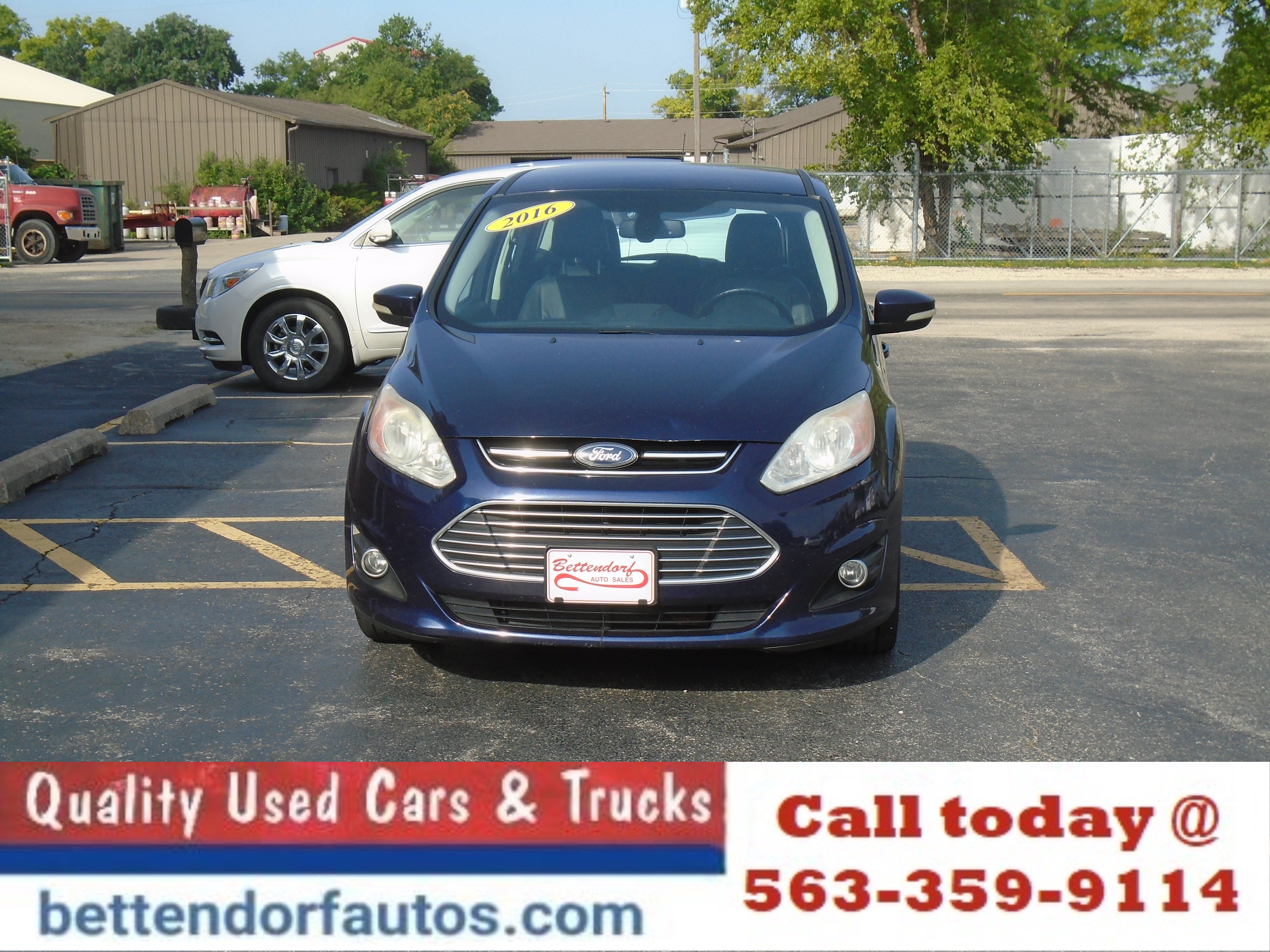 Used 2016 Ford C-MAX Energi SEL FWD image 3