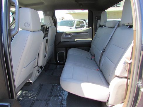 Used 2023 Chevrolet Silverado 1500 LT w/ Protection Package AWD/4WD image 23