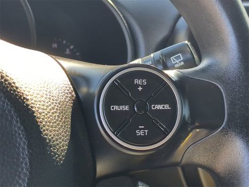 Used 2016 Kia Soul Base image 27