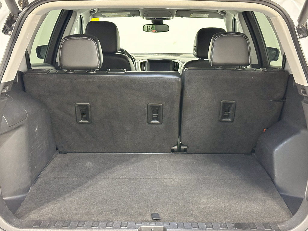 Used 2023 GMC Terrain SLT AWD/4WD image 5