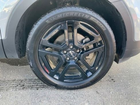 Used 2024 Kia Telluride EX X-Line AWD/4WD image 8