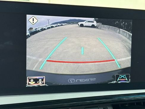 Used 2022 Lexus ES 300h ES 300h image 24