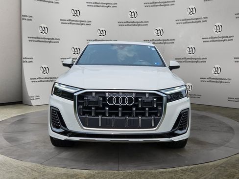 Used 2025 Audi Q7 3.0T Premium Plus AWD/4WD image 8