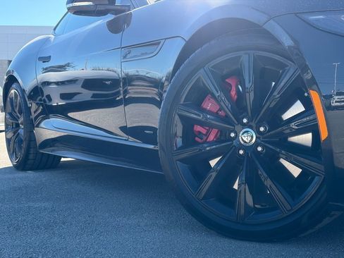 Used 2024 Jaguar F-TYPE R image 2