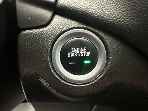 Certified 2020 Chevrolet Equinox LT image 26