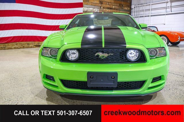 Used 2013 Ford Mustang GT Premium w/ Security Pkg RWD image 2