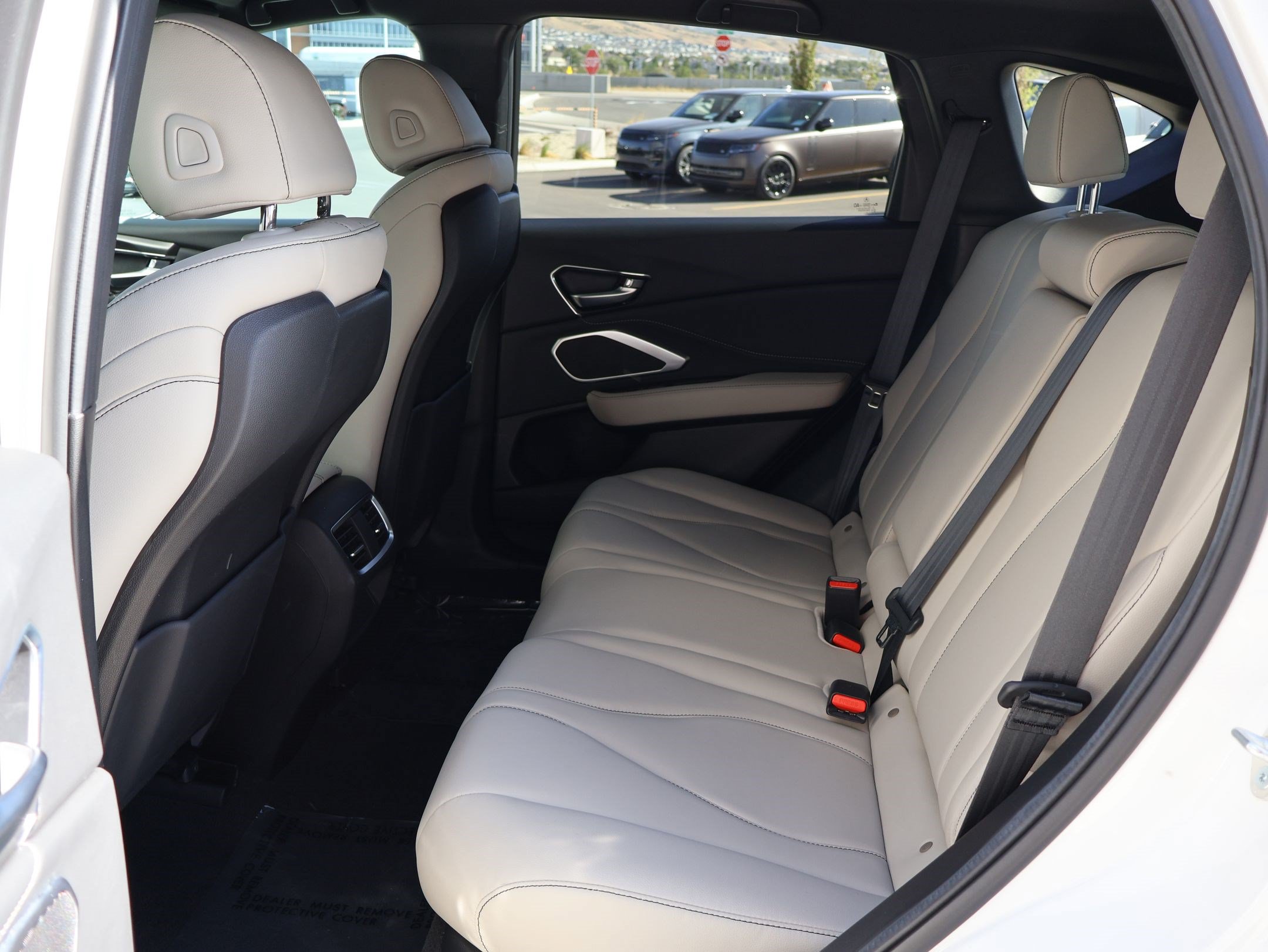 Used 2025 Acura RDX SH-AWD image 28
