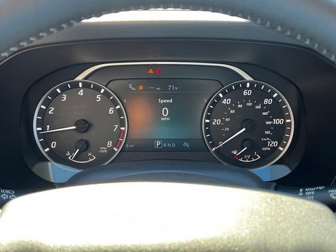 New 2025 Nissan Frontier SV w/ SV Convenience Package image 15