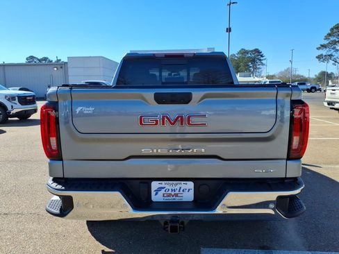 Used 2023 GMC Sierra 1500 SLT w/ SLT Premium Plus Package image 4