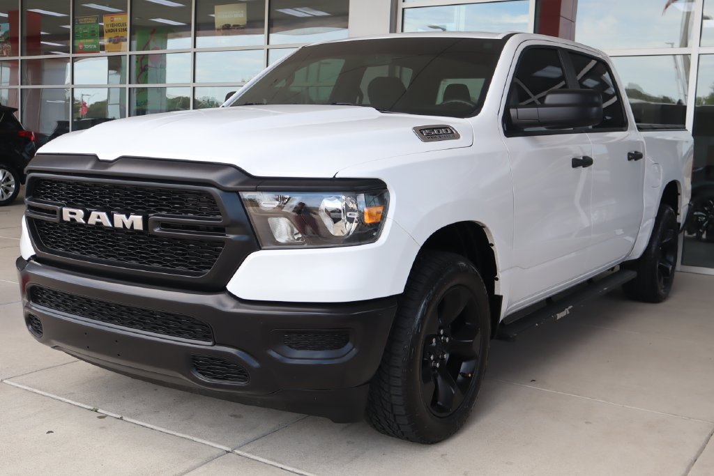 Used 2024 RAM 1500 Tradesman AWD/4WD image 3