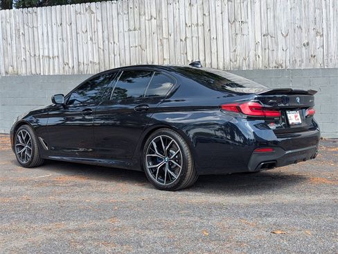 Used 2022 BMW M550i xDrive image 3