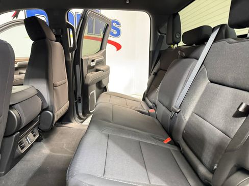 New 2026 GMC Sierra 1500 Elevation image 12