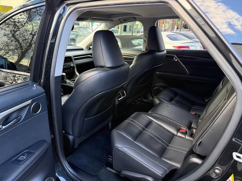 Used 2018 Lexus RX 350L Luxury w/ Accessory Package image 32