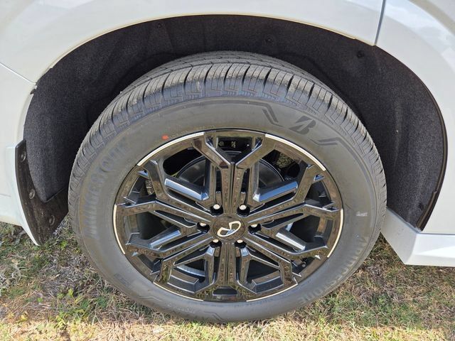 New 2026 INFINITI QX80 4WD w/ Sport Exterior Package image 20