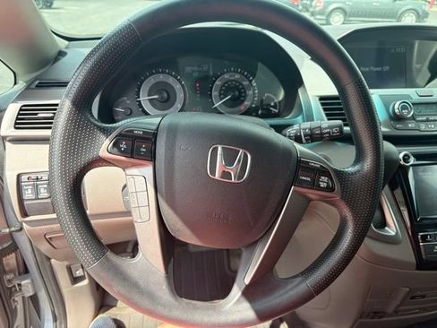 Used 2016 Honda Odyssey SE image 13