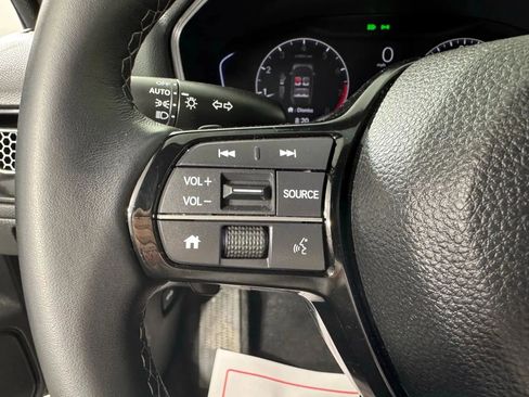 Used 2025 Honda Civic Sport image 15