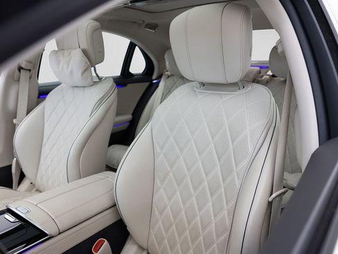 Used 2024 Mercedes-Benz S 580 4MATIC Sedan image 16
