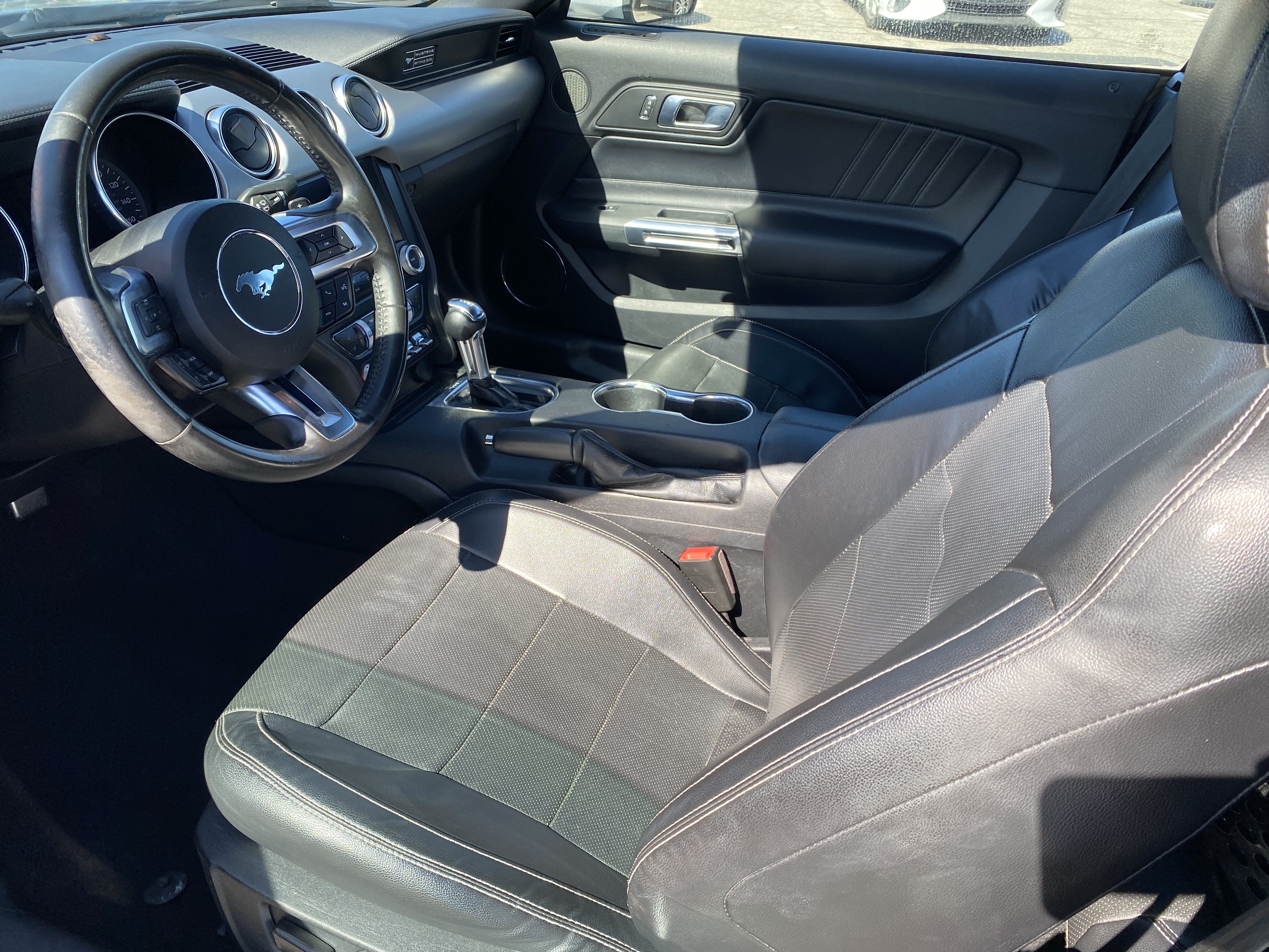 Used 2020 Ford Mustang Premium RWD image 14