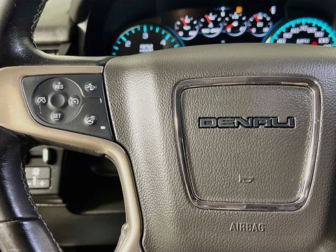 Used 2019 GMC Yukon Denali w/ Denali Ultimate Package AWD/4WD image 19
