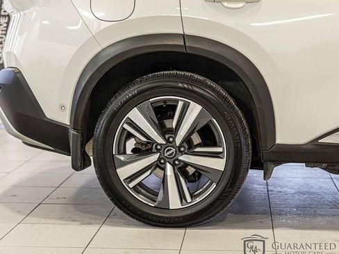 Used 2022 Nissan Rogue Platinum w/ Head-Up Display Package image 10