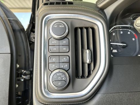 Used 2022 GMC Sierra 2500 AT4 w/ AT4 Preferred Package image 21