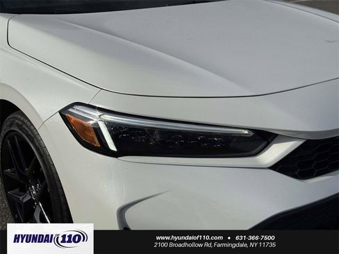 Used 2025 Honda Civic Sport image 10