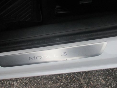 Used 2020 Tesla Model 3 image 54