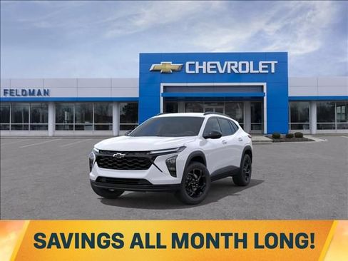 New 2026 Chevrolet Trax LT w/ Driver Confidence Package FWD image 8