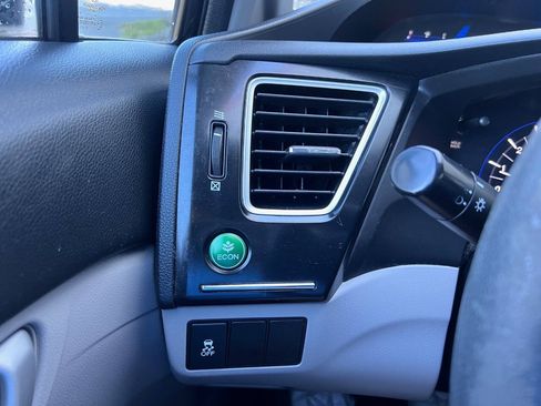 Used 2013 Honda Civic LX image 11