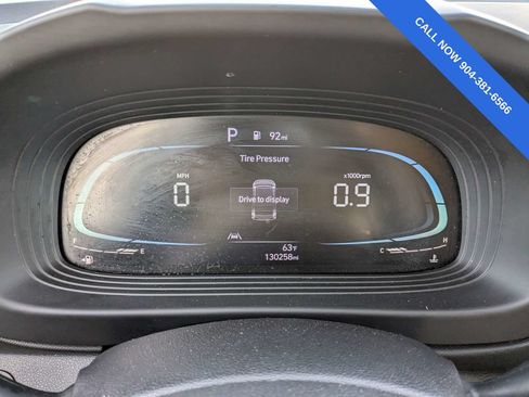 Used 2023 Hyundai Venue Limited FWD image 31