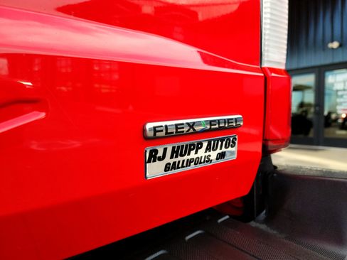 Used 2019 Ford F250 XLT w/ XLT Value Package image 19