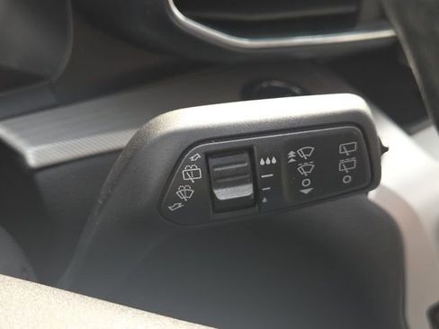 Used 2023 Ford Explorer XLT w/ Equipment Group 202A image 42