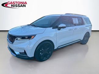 Used 2023 Kia Carnival SX video 3