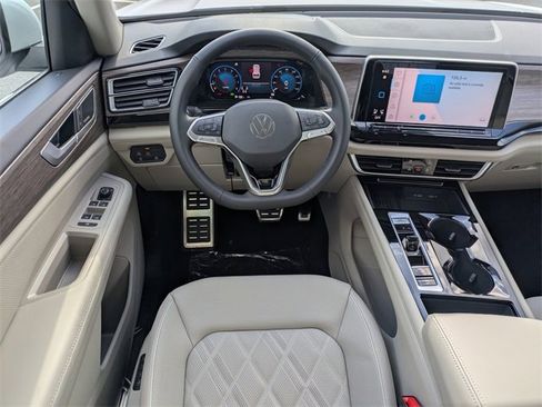 New 2026 Volkswagen Atlas SEL Premium R-Line image 16