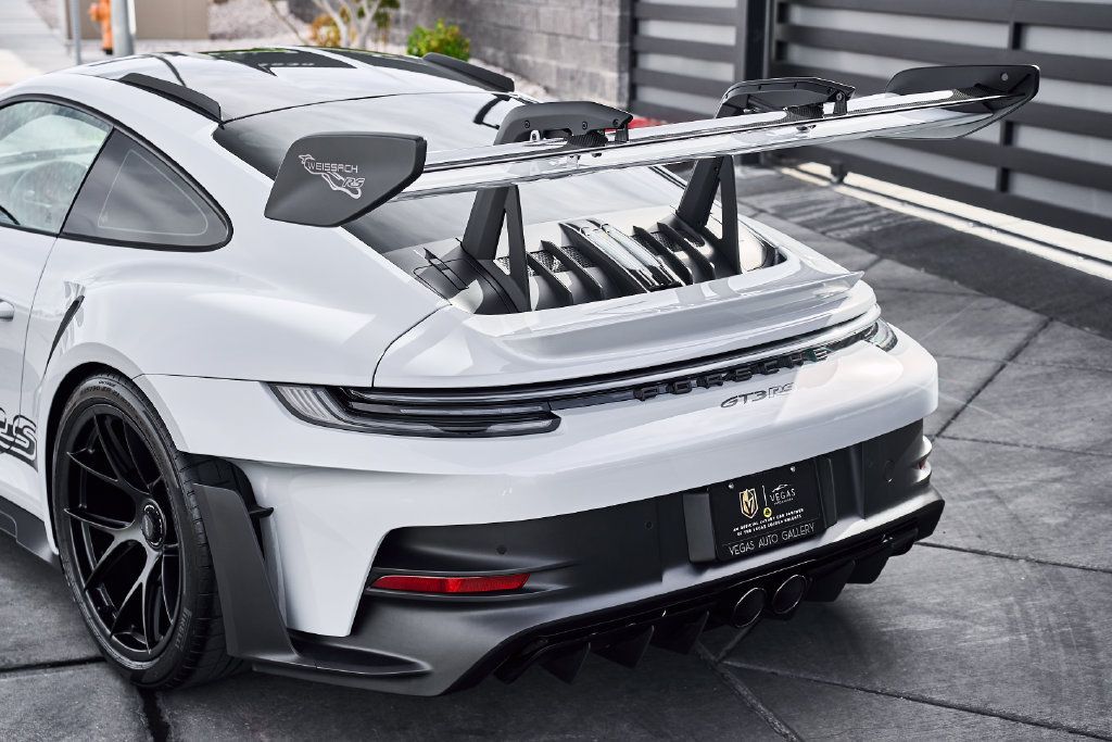 Used 2025 Porsche 911 GT3 RS RWD image 12