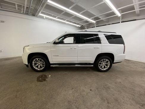 Used 2016 GMC Yukon SLT w/ Open Road Package image 3