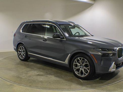 Used 2023 BMW X7 xDrive40i w/ Executive Package AWD/4WD image 7