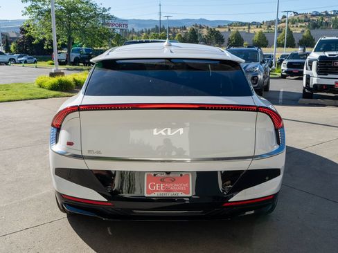 New 2026 Kia EV6 Wind AWD/4WD image 6