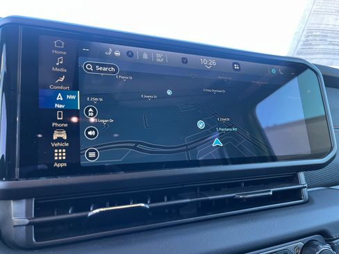 Used 2025 Jeep Wrangler Unlimited Rubicon w/ Technology Group image 27