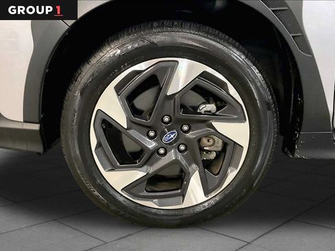 Used 2025 Subaru Crosstrek 2.5i Limited AWD/4WD image 11