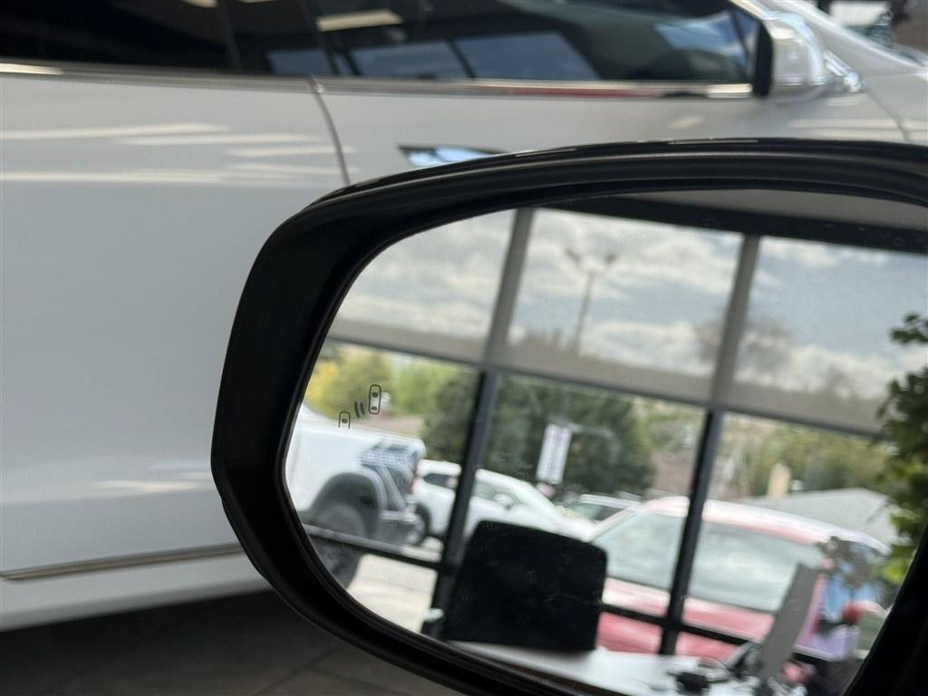 Used 2023 Subaru Solterra AWD image 19