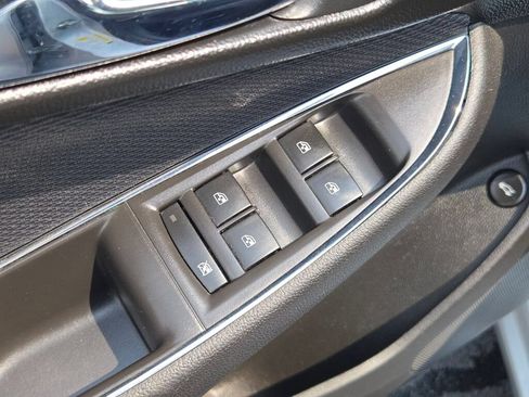 Used 2017 Chevrolet Cruze LT w/ Convenience Package FWD image 24