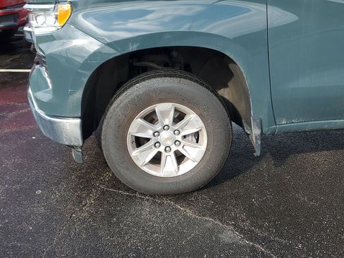 Used 2025 Chevrolet Silverado 1500 LT image 10