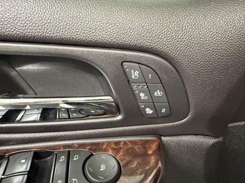 Used 2012 GMC Yukon XL Denali AWD/4WD image 27