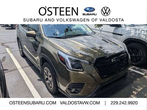 Used 2022 Subaru Forester Premium w/ Popular Package #3 AWD/4WD image 1