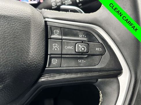 Used 2024 Jeep Grand Cherokee L Altitude image 14